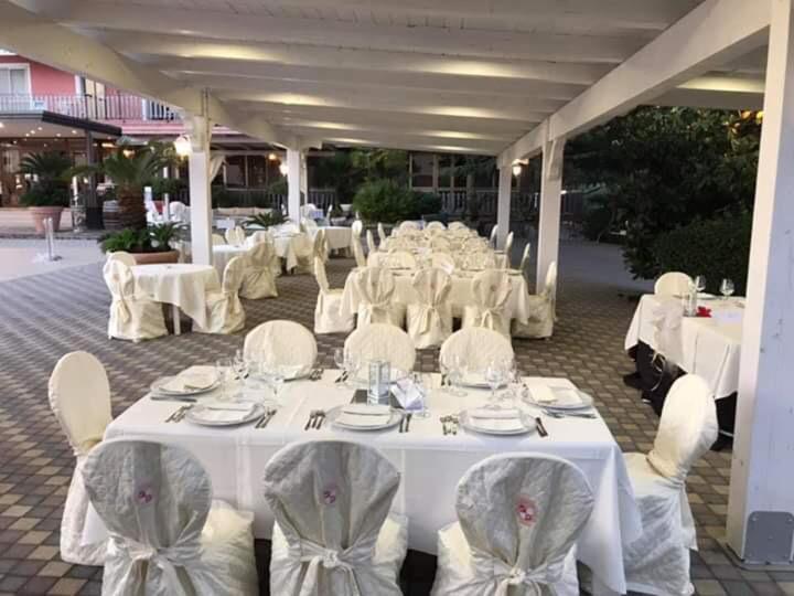 Hotel Ristorante Paradiso Albanella Exterior foto