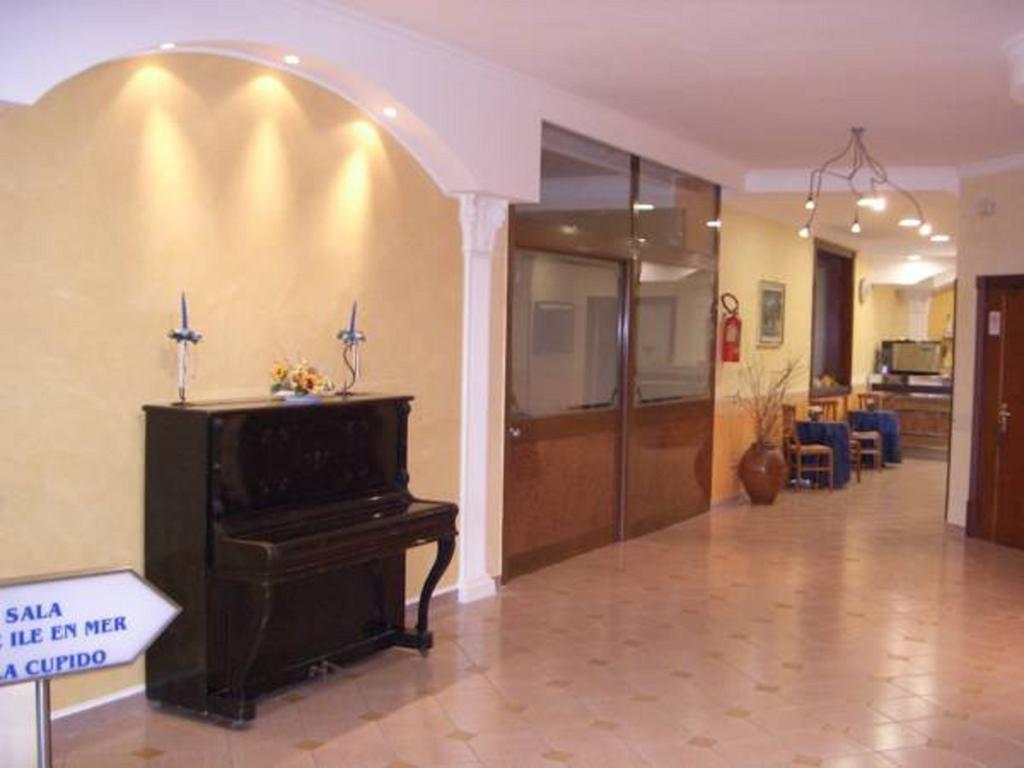 Hotel Ristorante Paradiso Albanella Exterior foto